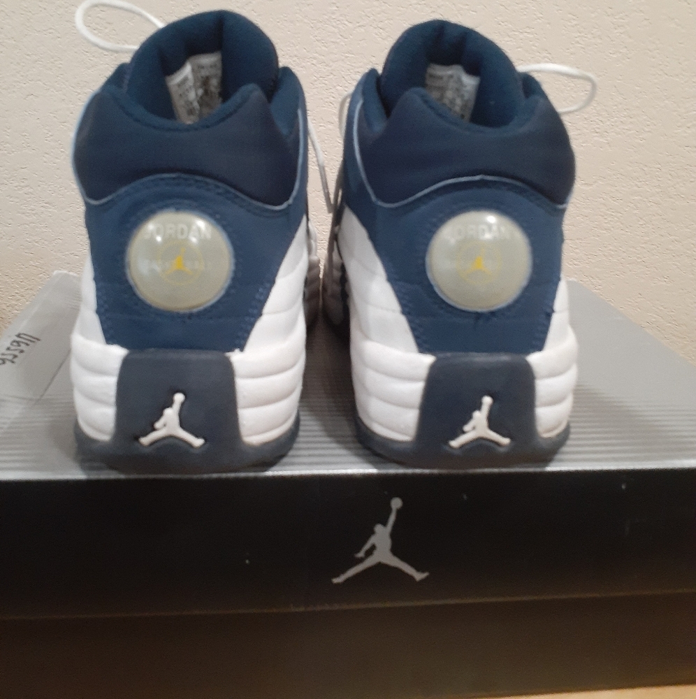 Jordan Team - Picture 2 of 4